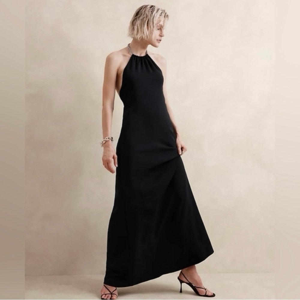 Women’s dress/gown